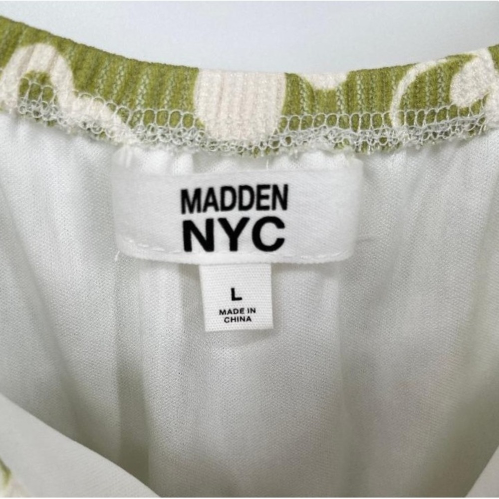 Floral Daisy Crop Top Long Sleeve Green White Juniors L 11-13 Concert Y2K NWT - Picture 8 of 11